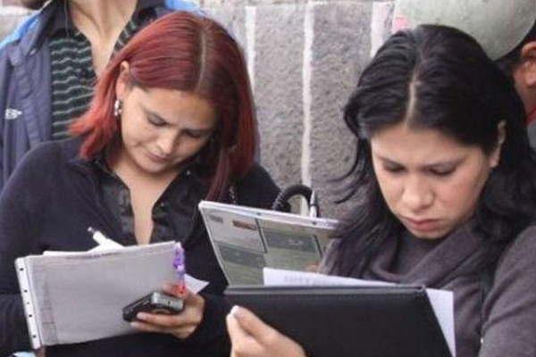 Desempleo mayor entre los no universitarios