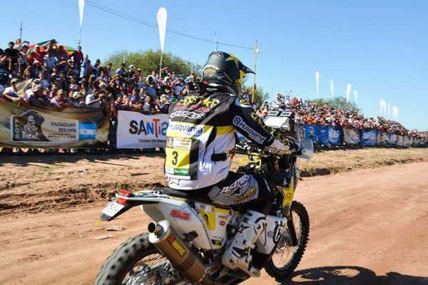El Rally Dakar 2018 largariacutea en Peruacute  