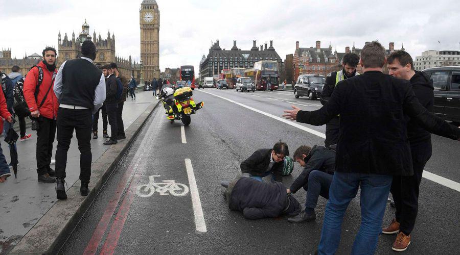Impactantes fotos del ataque en el Parlamento de Londres- cuatro muertos