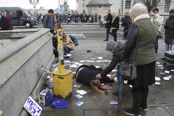 Fuerte condena de la comunidad internacional