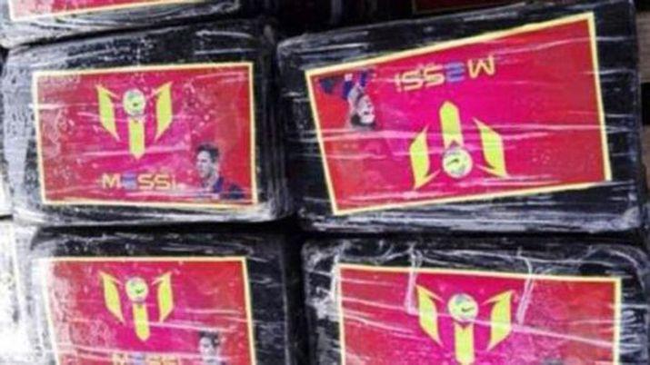 Incautaron maacutes de una tonelada de cocaiacutena con la cara de Messi