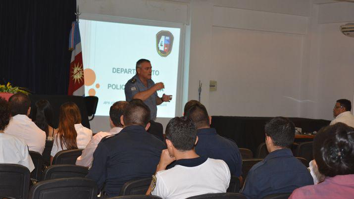 La policiacutea realizoacute un seminario de criminaliacutestica