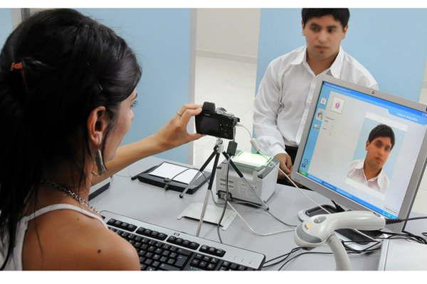 Se iniciaraacute la uacuteltima semana para tramitar el nuevo DNI