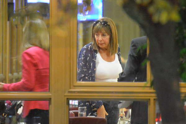 Claudia Tallantes negoacute conocer a Estela Loacutepez y la relacioacuten con su ex