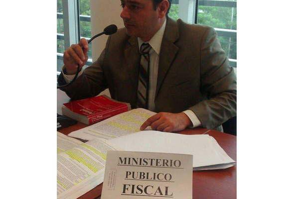 Discutioacute con su pareja y le propinoacute golpes de puntildeo