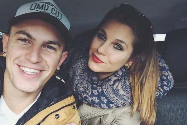 La hermana de Mauro Icardi y  Ulises Bueno vendraacuten a Santiago 