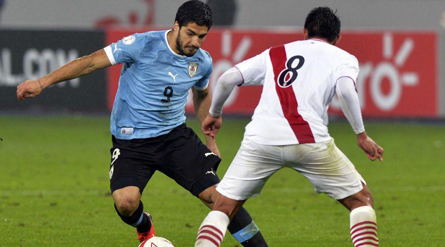 Peruacute vencioacute a Uruguay y dejoacute las Eliminatorias al rojo vivo