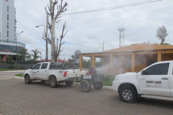 El Gobierno de la provincia realiza trabajos de fumigacioacuten en el circuito