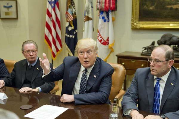 Trump firmoacute un decreto que desmantela el legado medioambiental de Obama