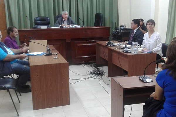 Condenan a un hombre de 50 antildeos por amenazar a su ex esposa