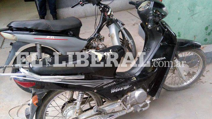 Recuperan una moto que habiacutea sido robada