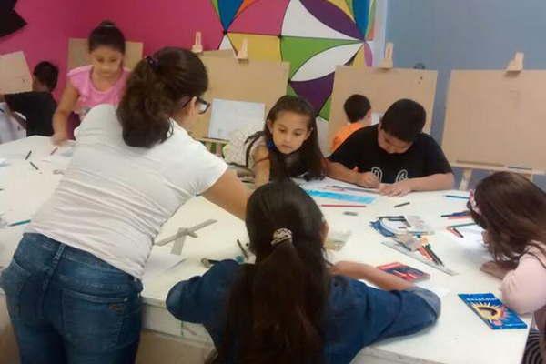 En el CCB se dictaraacute el nuevo taller para nintildeos Malvinas Argentinas