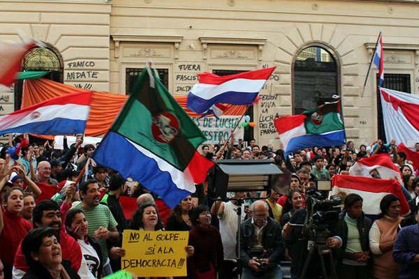 Se habilitoacute la reeleccioacuten presidencial que estaacute prohibida en la Constitucioacuten