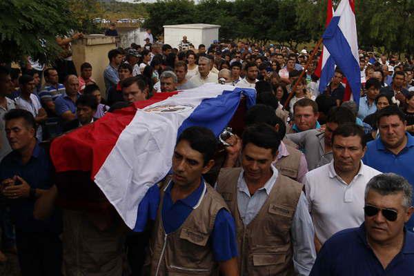 Paraguay tiene manifestaciones escraches y pedidos de juicio poliacutetico