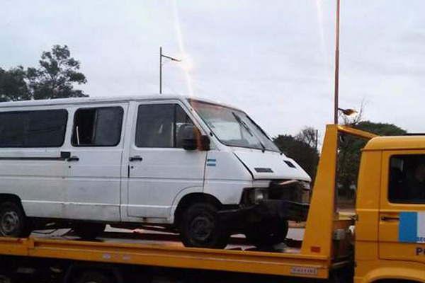 Trasladaba a su familia con el triple de alcohol en sangre