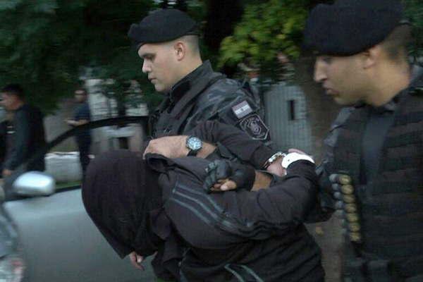 Detuvieron a la Banda del FAL por secuestros asaltos y un crimen