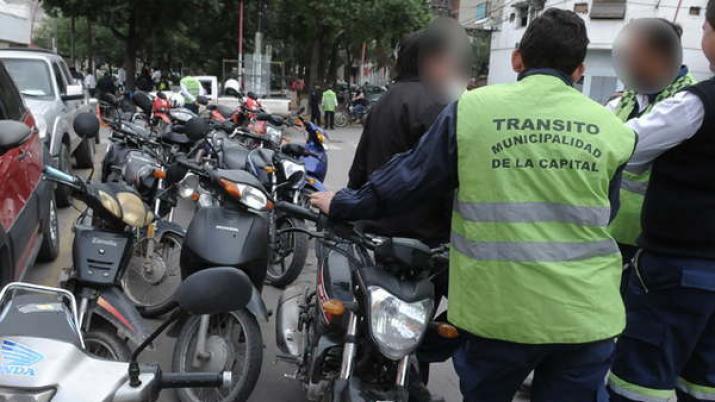 En soacutelo tres diacuteas la Policiacutea retuvo casi 350 vehiacuteculos por infracciones