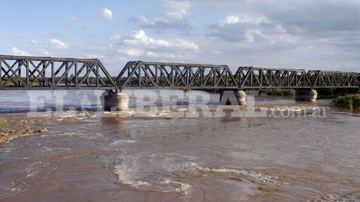 La crecida del caudal del río Dulce obliga a derivar importantes cantidades de agua por los canales de El Pinto Plato Paquisca y El Alto