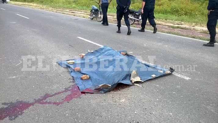 Joven de 19 antildeos fallecioacute tras ser chocado por un auto que se dio a la fuga