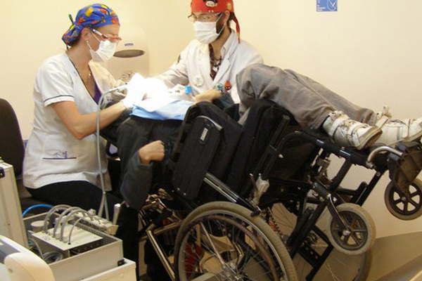 Organizan jornadas sobre la salud bucodental de pacientes con discapacidad