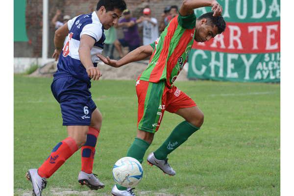 Independiente el Albo y Villa buscan pegar primero