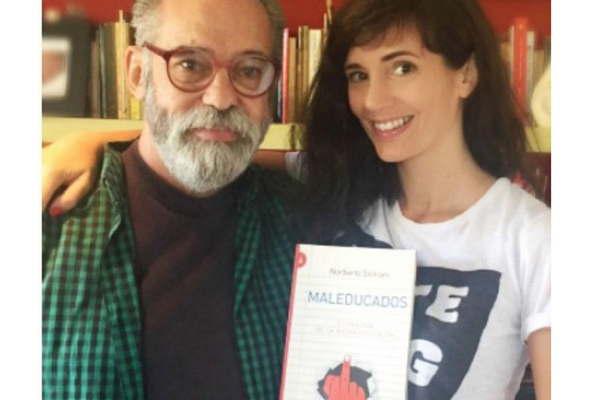 Griselda aplaudioacute el nuevo libro de su papaacute 