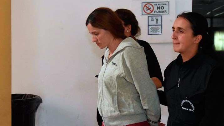 Aseguran que la madre de Florencia es friacutea y distante