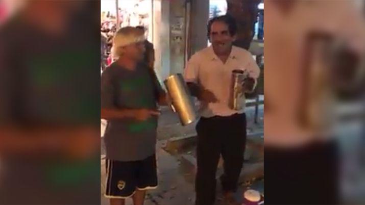 Coo no para- Se viralizoacute un video con su nuevo compantildeero