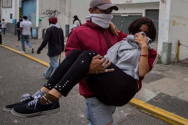 Las protestas en Venezuela se cobraron al menos tres vidas