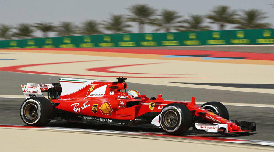 Vettel domina los Libres 1 de Bahrain
