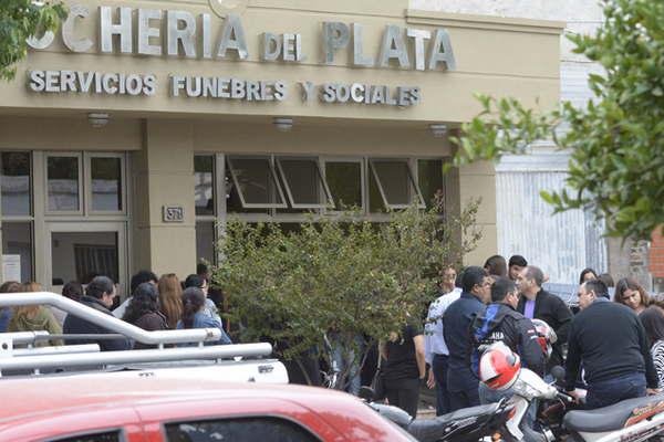 Desgarrador adioacutes para Lucy la maestra  jardinera asesinada a puntildealadas por su ex pareja