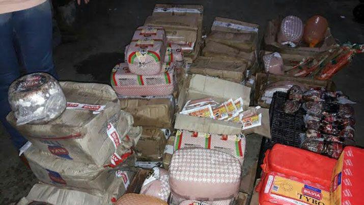 Decomisaron una importante cantidad de mercadería en local comercial