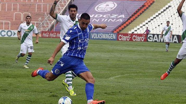 Godoy Cruz se lo dio vuelta a Banfield en Mendoza