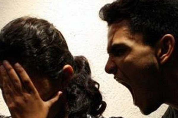 Fue detenido por agredir y amenazar con prenderle fuego a su concubina