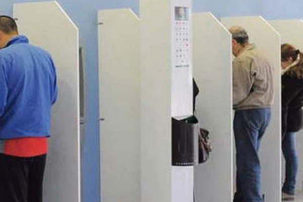 Con los pagos de la Anses eventos religiosos y capacitaciones se inicia la tercera semana de abril