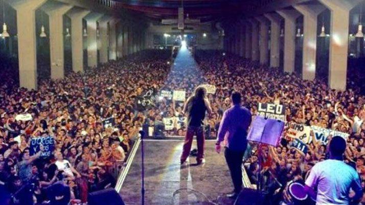 Tragedia- murioacute por aplastamiento en un recital de La Mona Jimeacutenez