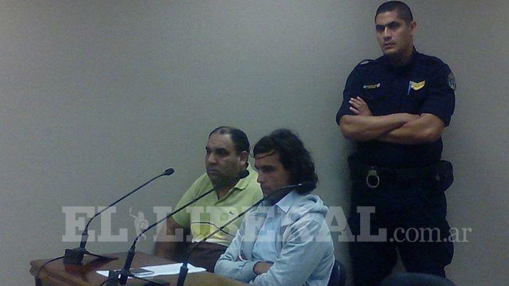 Mansilla (de amarillo) fue condenado este lunes por abusar de su hija
