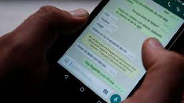 Acosaba sexualmente por Whatsapp a su compantildeera de trabajo y ella lo denuncioacute