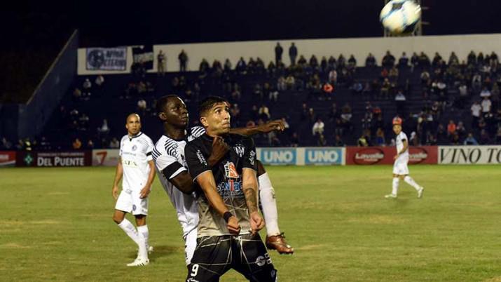 Central Coacuterdoba empatoacute con Independiente Rivadavia