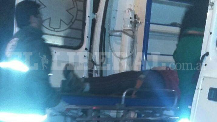 Dos autos chocaron en autopista Juan D Peroacuten