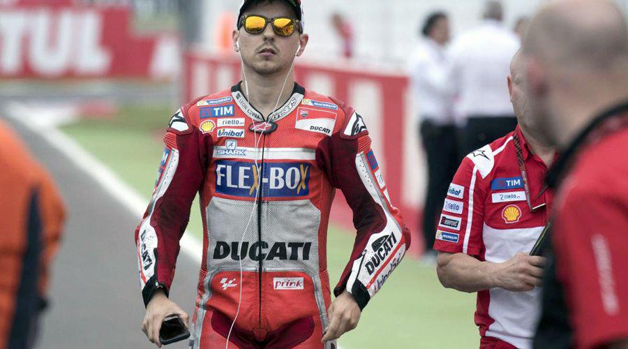 Lorenzo- Pienso en Austin desde el mismo momento en que caiacute en Las Termas