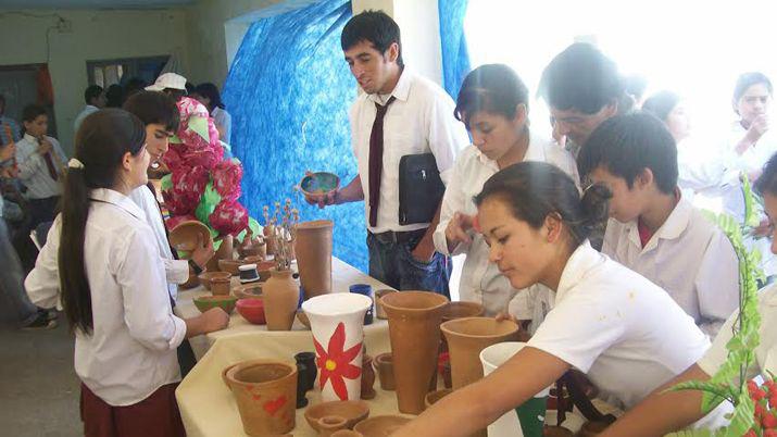 Los talleres en el colegio Madre Antula de Laprida seraacuten los saacutebados