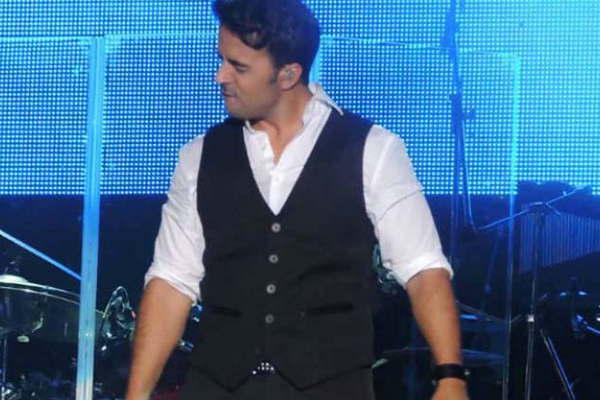 Luis Fonsi llega Despacito al Luna Park 