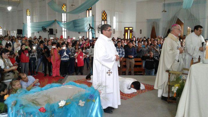 Se realizoacute la ordenacioacuten sacerdotal de Diego Diacuteaz en La Salette