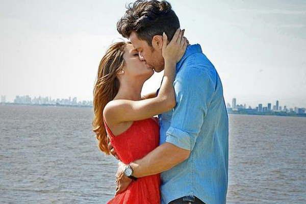 Mariano Martiacutenez habloacute del bullying de las fans de Lali Espoacutesito 