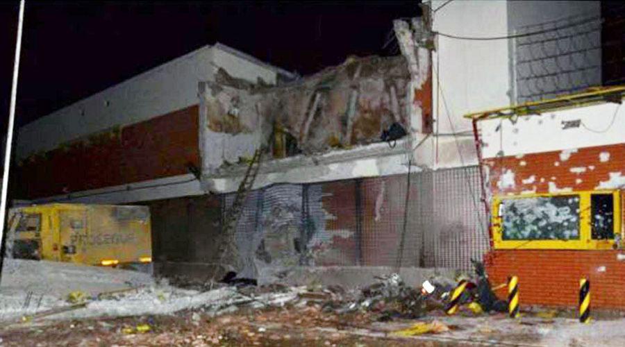 Grupo comando roboacute 40 millones de doacutelares en Paraguay