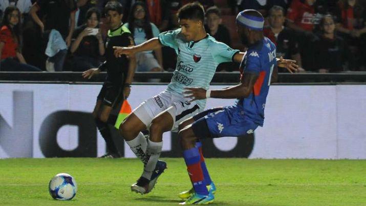 Coloacuten derrotoacute a Tigre 2 a 1