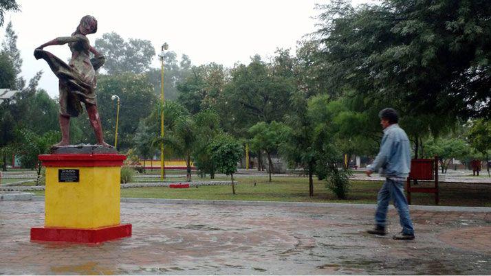 Lloviznas y una mantildeana gris en la capital del rosquete