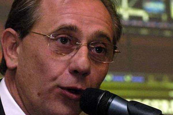 Condenan al ex presidente del Sabalero