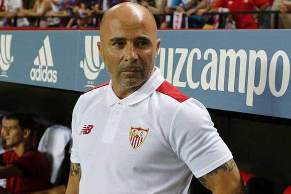 Sevilla admitioacute oferta de  la AFA por Jorge Sampaoli 